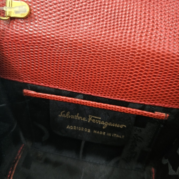 Salvatore Ferragamo Lizard Pattern Vara Bow 3 way Bag - Picture 7 of 8